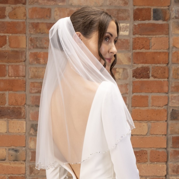 Perfect Bridal Ivory Single Tier Pearl and Diamante Edge Short Veil