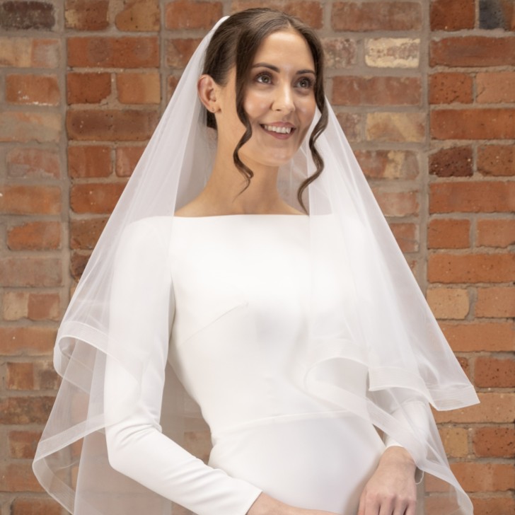 Perfect Bridal Krótki welon z dwupoziomową krynoliną w kolorze kości słoniowej