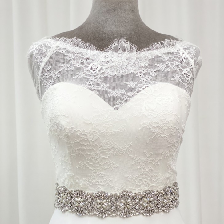 Perfect Bridal Pasek do sukienki Brigitte z kryształkami i perełkami