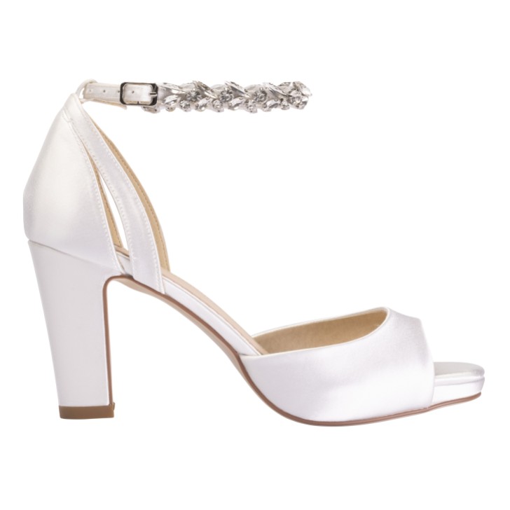 Perfect Bridal Sandały na platformie z satynowym obcasem w kolorze kości słoniowej marki Charlie Dyeable, z paskiem z kryształkami (ST06)