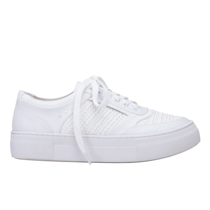 Perfect Bridal Zapatillas deportivas con plataforma y adornos de perlas de color marfil de Ezra