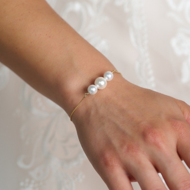 Pulseira Sadie Gold com Pérolas Delicadas