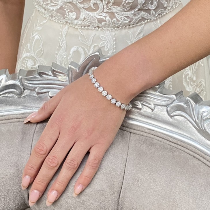 Pulsera de boda Claverley con adornos de cristal redondo