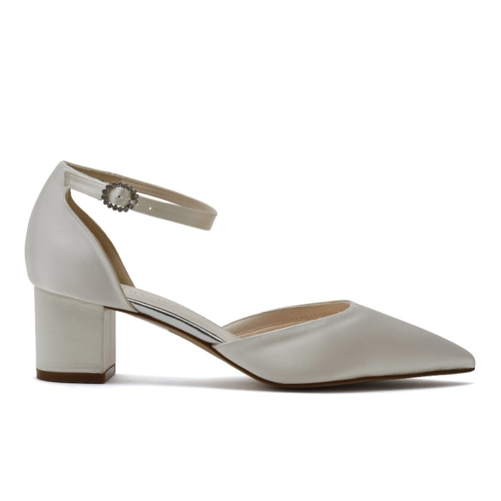 Rainbow Club Imogen Färbbar Elfenbein Satin Niedrig Blockabsatz Knöchelriemen Schuhe