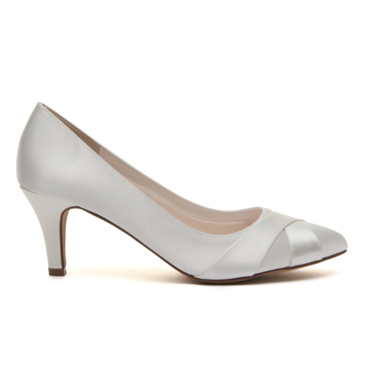 Rainbow Club Lexi Färbbare Elfenbeinfarbene Satin-Hochzeitsschuhe (Weite Passform)