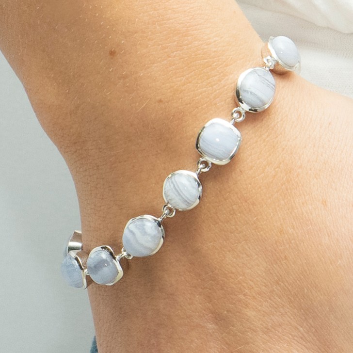 Sarah Alexander Pulseira com várias pedras de ágata rendada azul Morning Star
