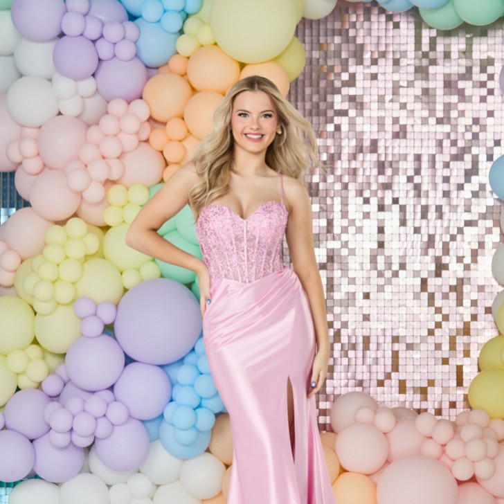 Tiffanys Hope Rosa Abschlussballkleid