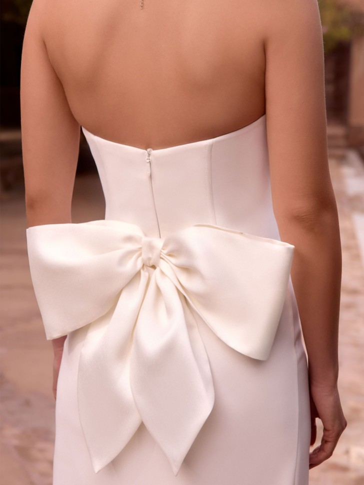 Bianco Mikado Oversized Bridal Dress Bow