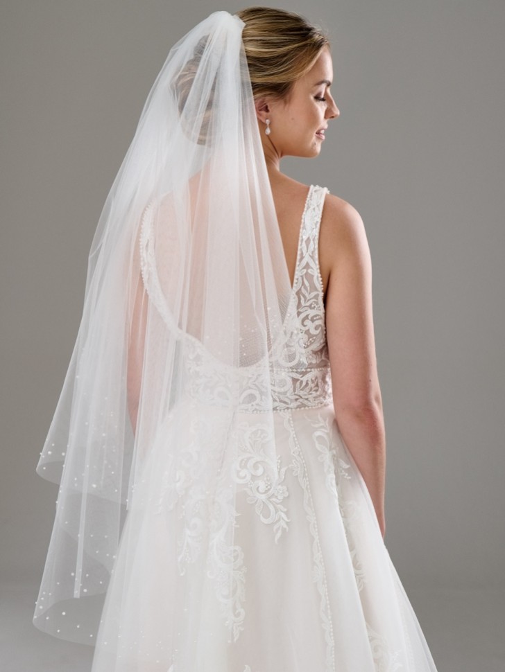 Dorado Elfenbein zweistufig geschnittener Rand Perle Brautschleier