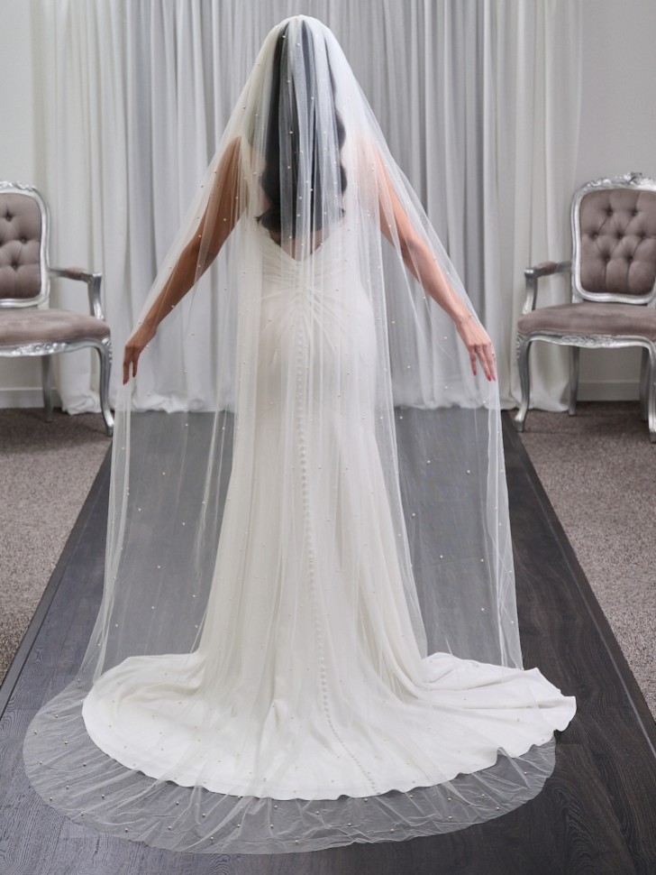 Marlow Single Tier Italian Tulle Scattered Pearl Veil