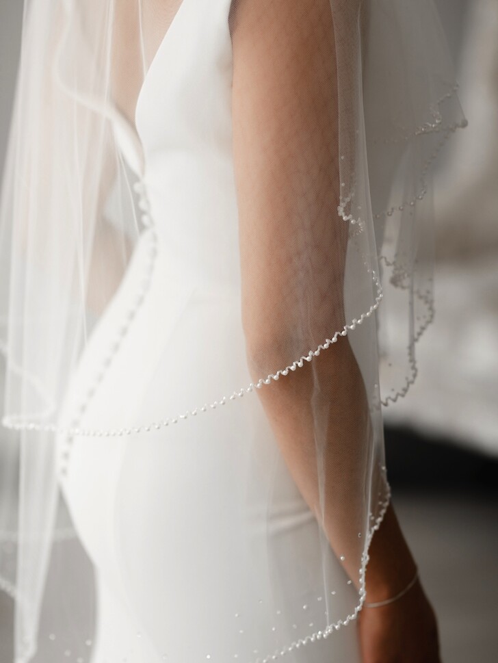 Monterey Two Tier Pearl Edge Ivory Tulle Fingertip Veil TLV8503