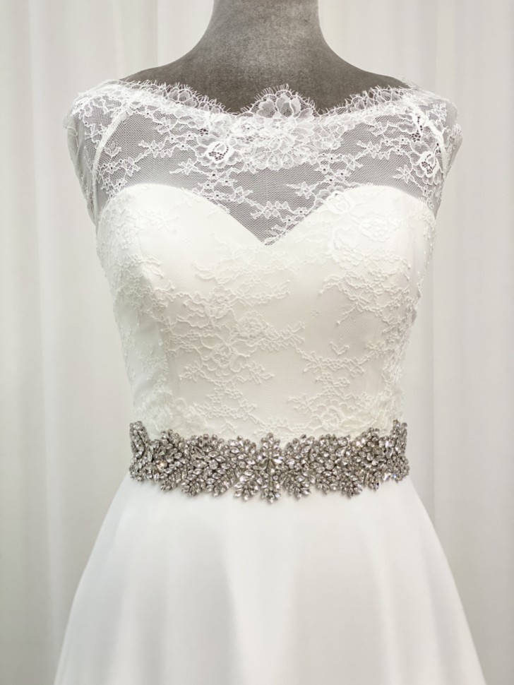 Perfect Bridal Szeroki, efektowny pasek do sukienki z kryształkami Evita