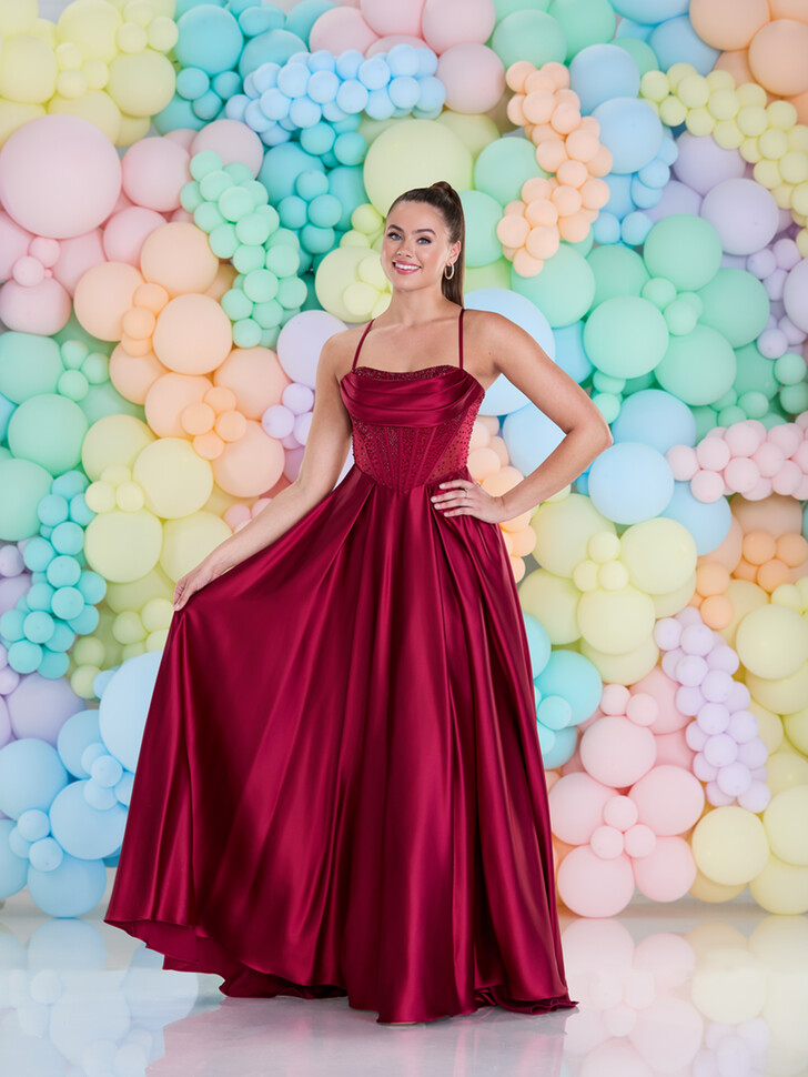 Robe de bal « Sally Wine » de Tiffanys