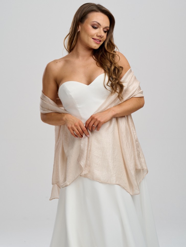 Xaile de casamento leve em tom champanhe