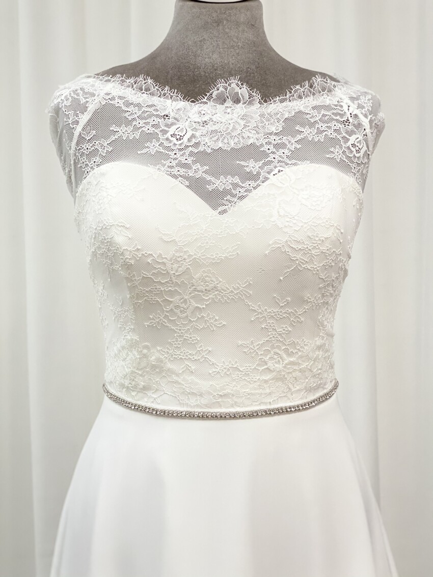 Fotografía: Perfect Bridal Cinturón fino con pedrería brillante para vestido «Rhiannon»