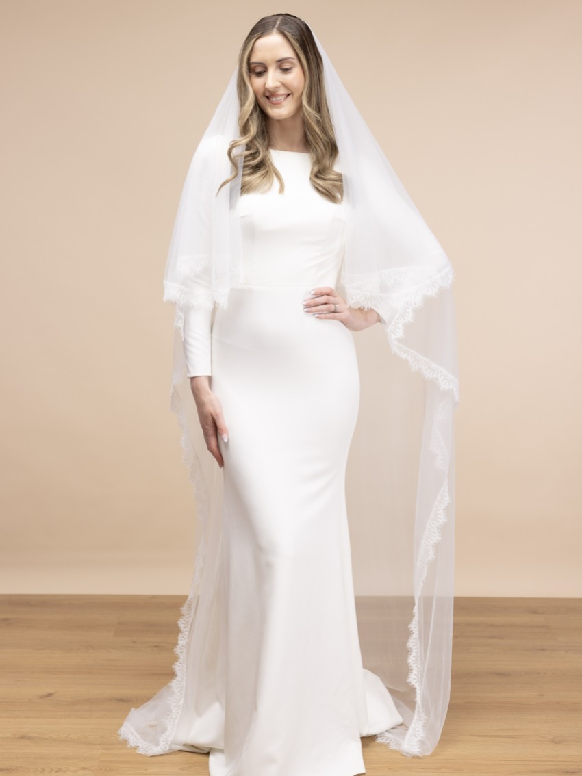 Photograph: Perfect Bridal Ivory Two Tier Chantilly Lace Edge Cathedral Veil