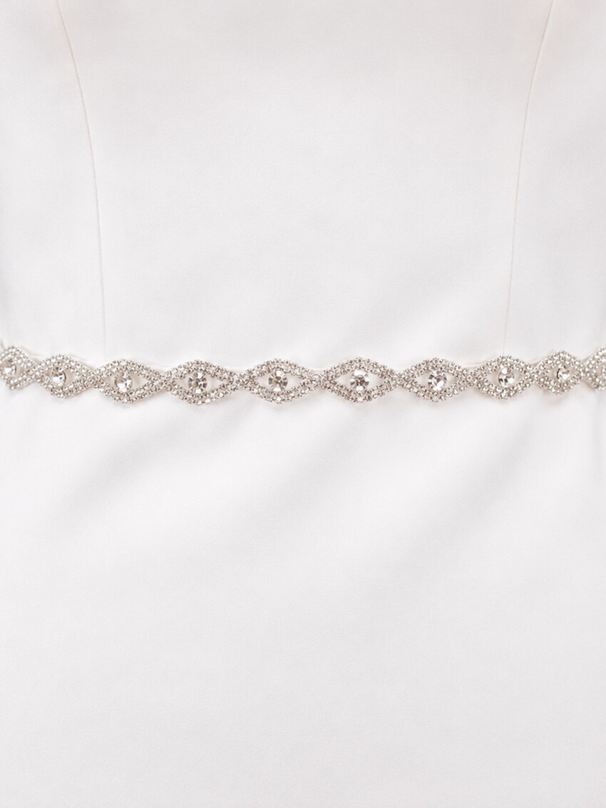 Photograph: Perfect Bridal Sparkling Diamante Oval Shaped Bridal Belt