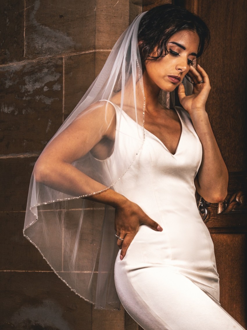 Fotografia: Perfect Bridal Véu de noiva de uma camada em marfim com borda bordada