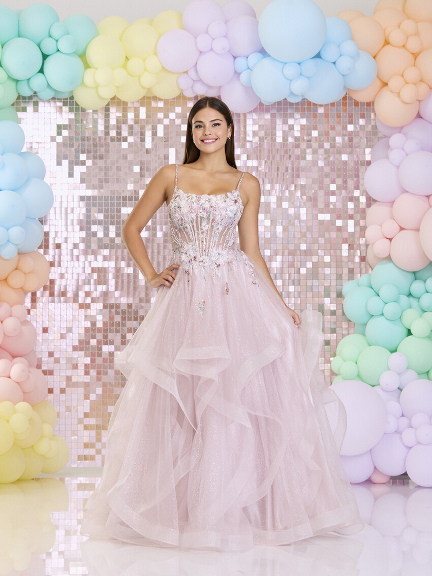 Photograph: Robe de bal Feodora Mauve TFY de Tiffany