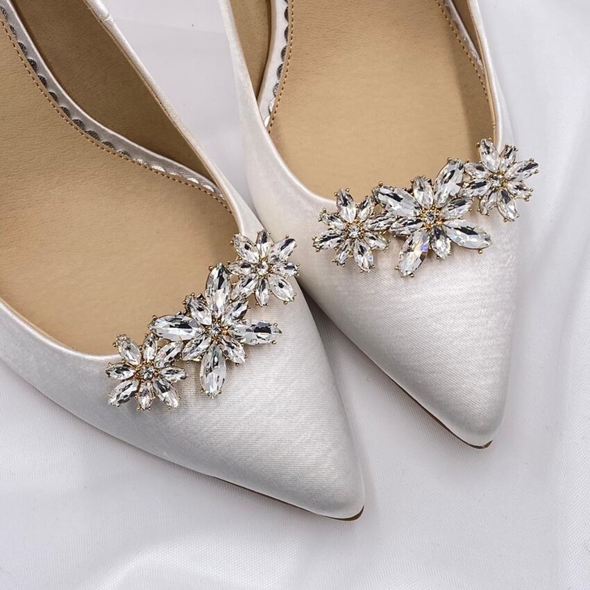 Fotografía: Adornos para zapatos «Starburst» de cristal dorado de Horizon