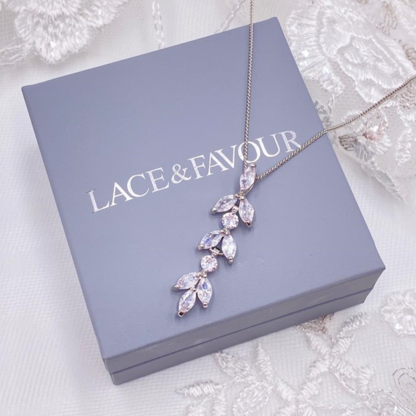 Fotograf: Aria Silber Cubic Zirkonia Anhänger Halskette