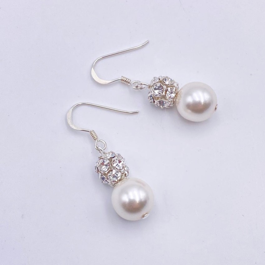 Fotografía: Arianna Pendientes de diamantes y perlas
