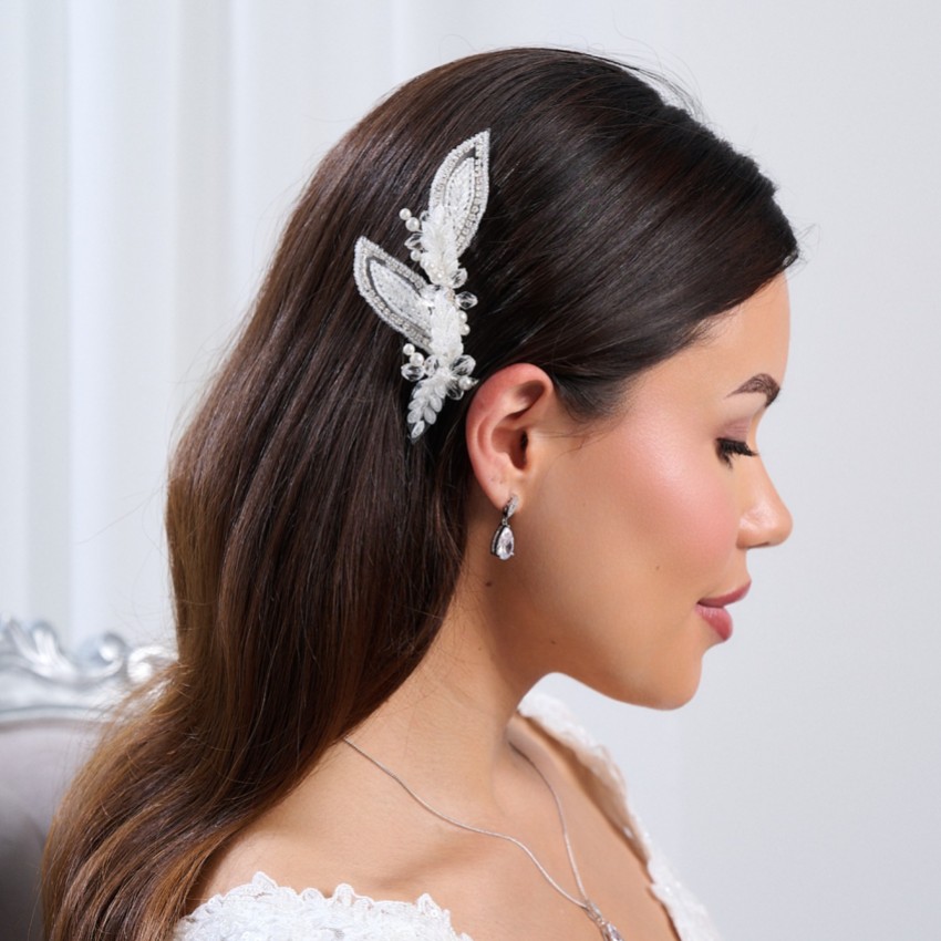 Photograph: Astoria Vintage Inspired Beaded Leaves Asymmetric Comb