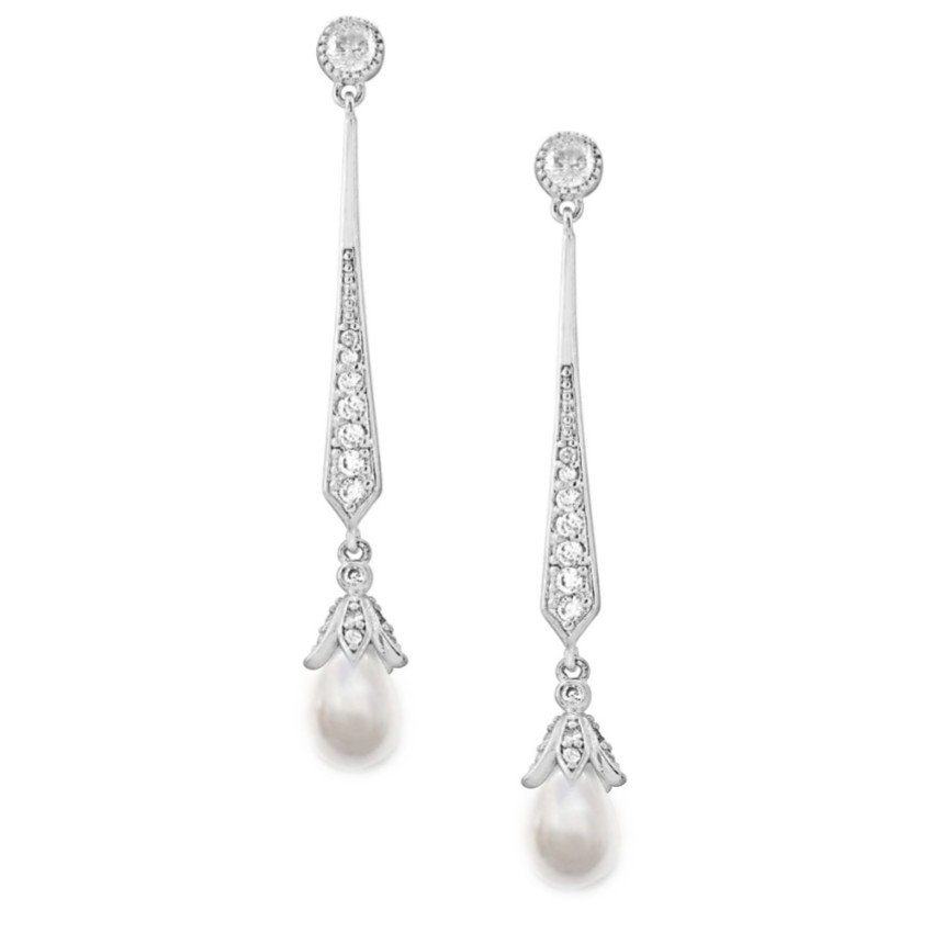 Fotografia: Brincos de noiva com pérolas compridas de Genebra (prata)