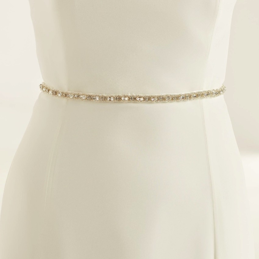 Fotografia: Cinto de cetim para vestido de noiva, com detalhes em cristal fino, da Bianco