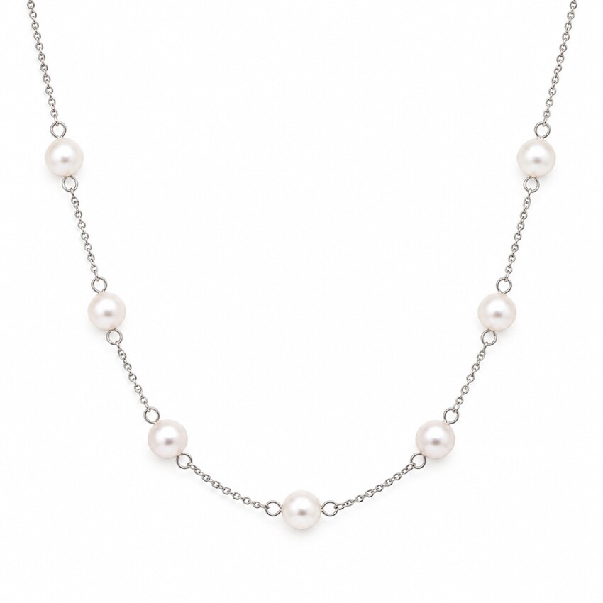 Fotografía: Collar de perlas delicado de Evie Silver