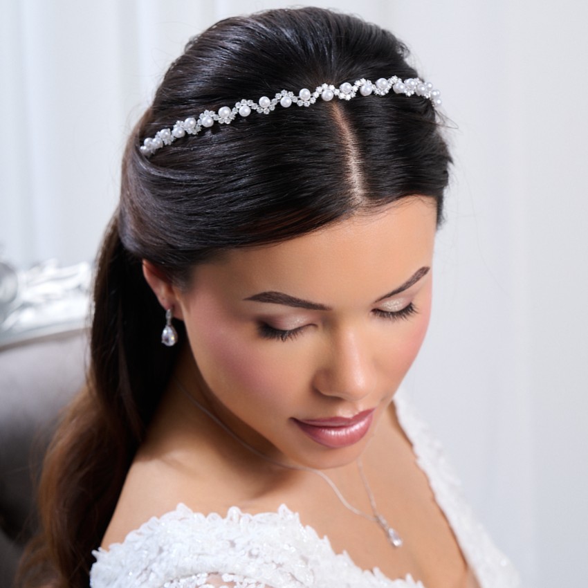 Fotografía: Diadema Capri con cristales ondulados y perlas