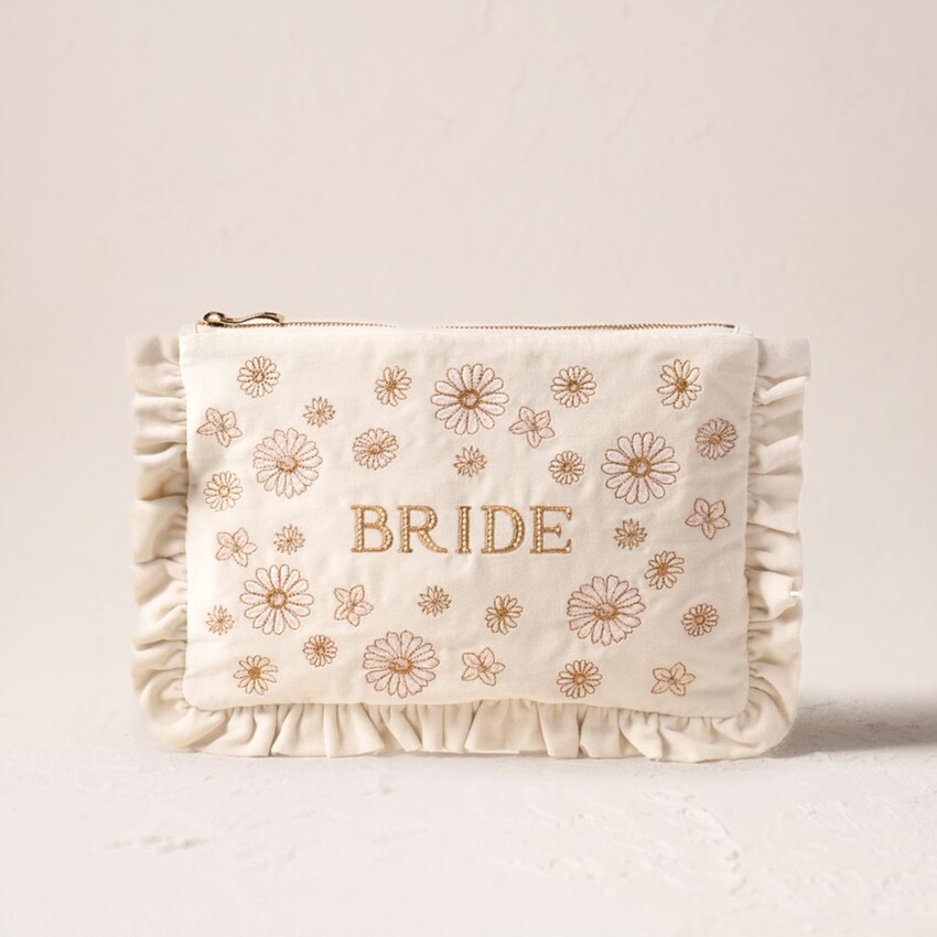 Fotografia: Elizabeth Scarlett Borsetta da sposa con volant Daisy Dream