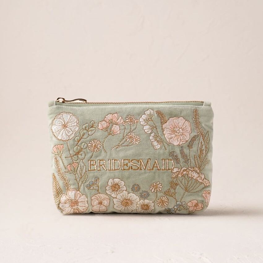 Photograph: Elizabeth Scarlett Pressed Flowers Bridesmaid Sage Green Velvet Mini Pouch