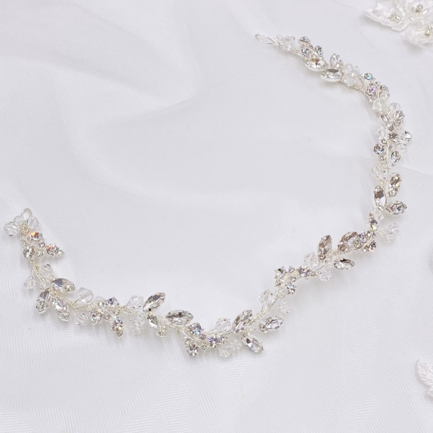 Fotografia: Grinalda de cabelo para casamento com cristais Lucille e diamantes