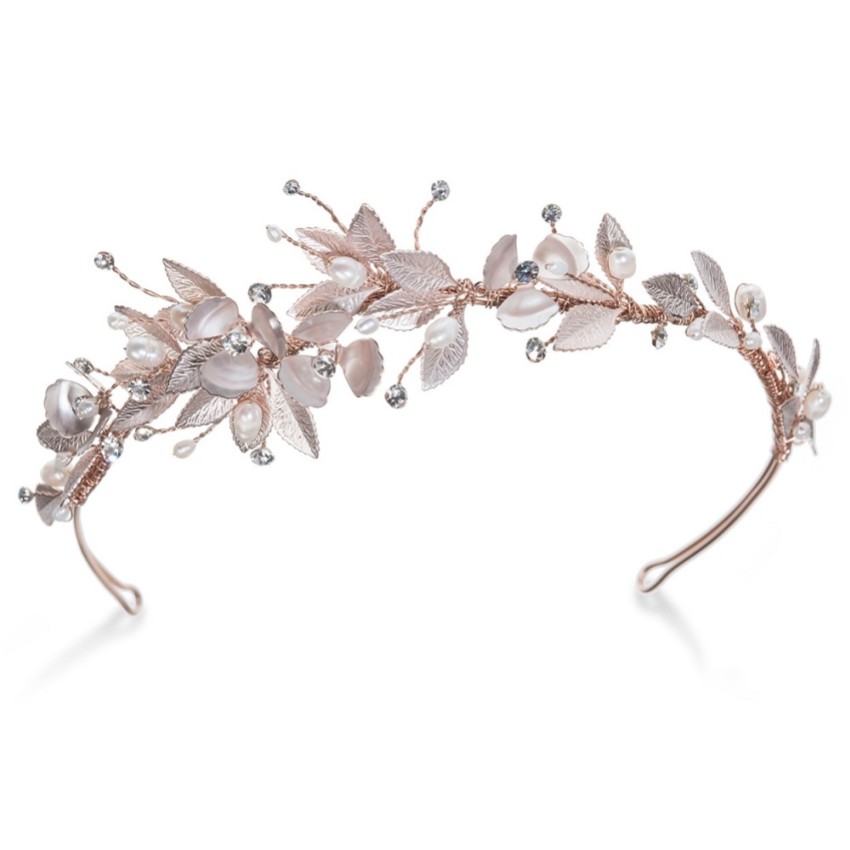 Fotografia: Ivory and Co Acessório lateral para o cabelo Liberty com flores e folhas esmaltadas em ouro rosa