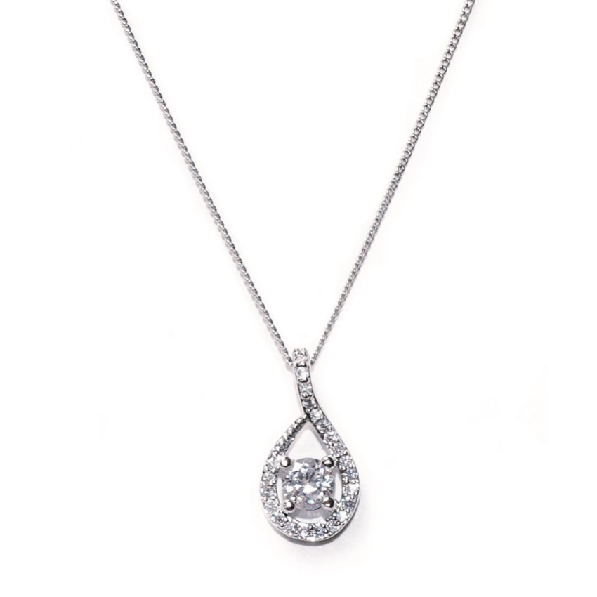Fotografia: Ivory and Co Colar com pingente de cristal Eternity