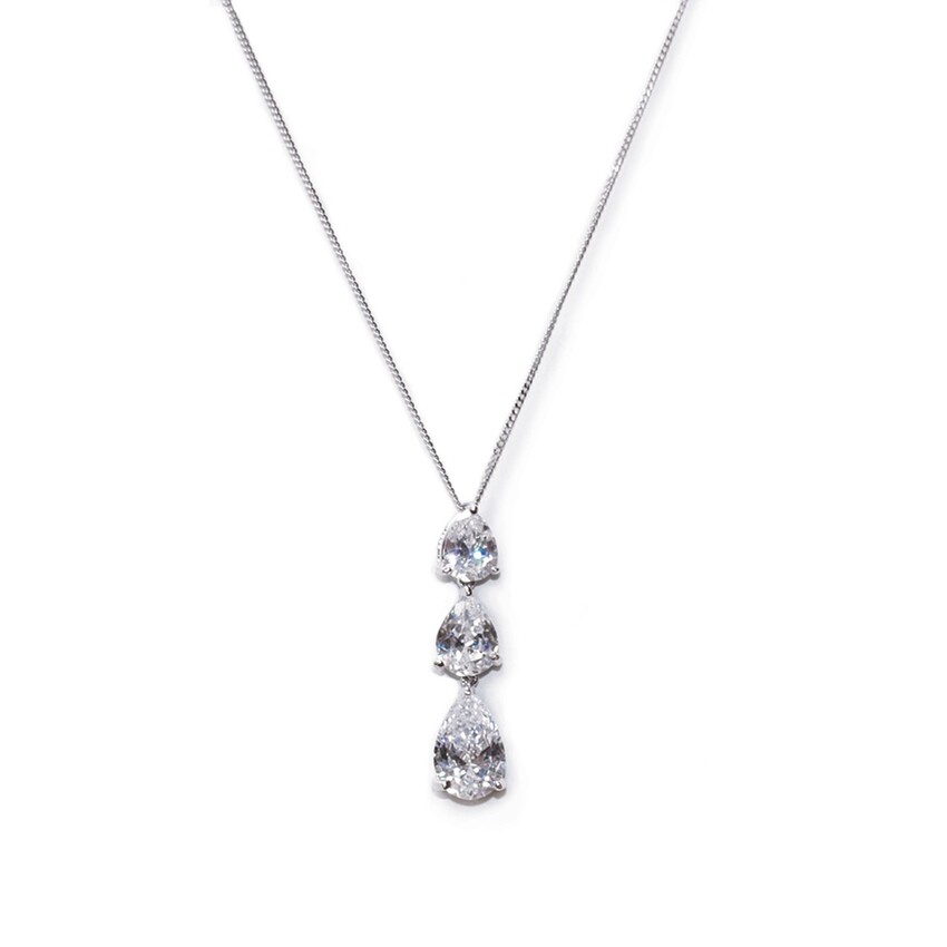 Fotografía: Ivory and Co Collar con colgante de cristal en forma de lágrima «Purity»