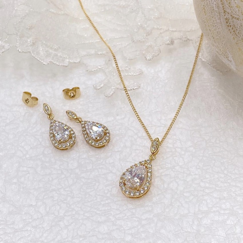 Fotografia: Ivory and Co Conjunto de joias de noiva Belmont Gold Crystal