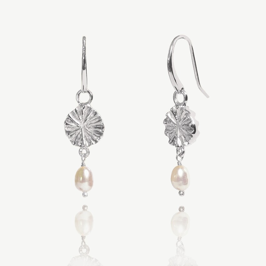 Photograph: Ivory and Co Covent Garden Pearl Drop Earrings