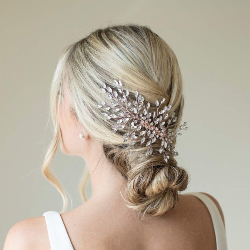 Fotografia: Ivory and Co Grampo de cabelo para casamento «Serenade» em ouro rosa com cristais