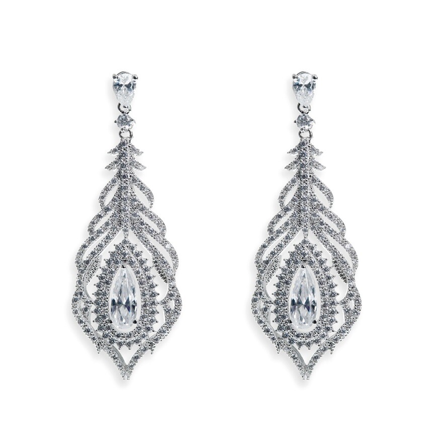 Fotografía: Ivory and Co Pendientes de boda «Crystal Feather» de Cafe Royale