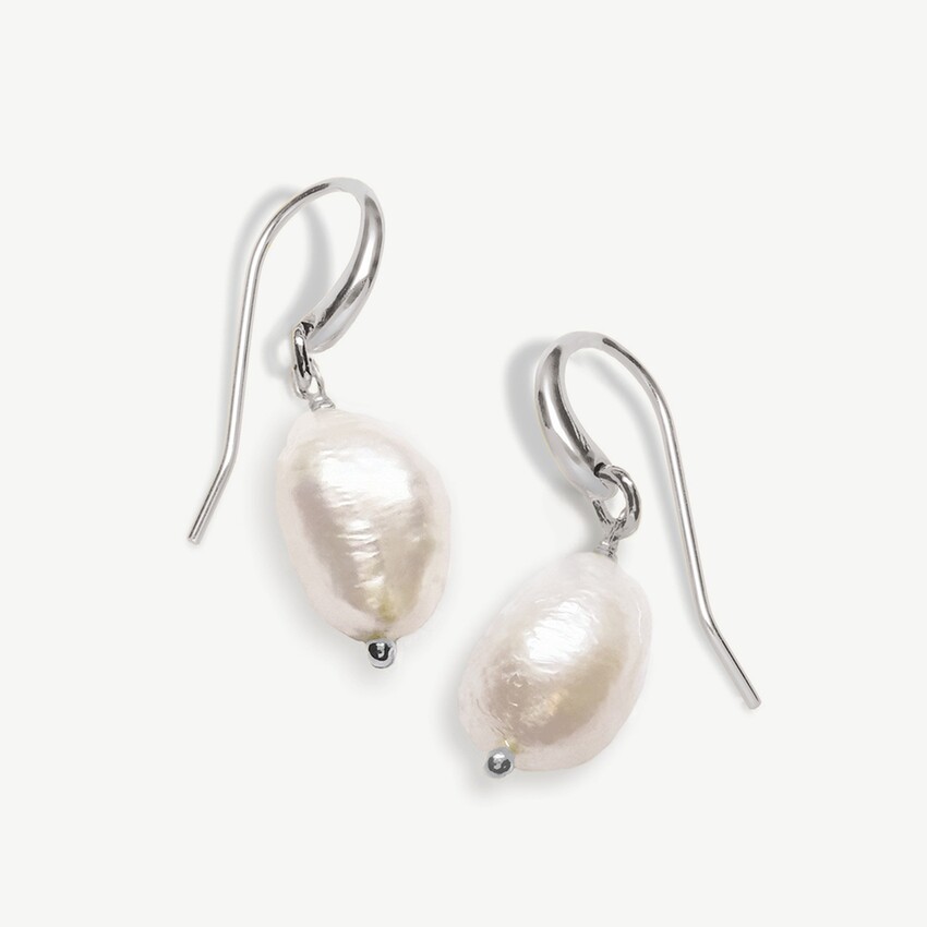 Photograph: Ivory and Co Saint Lucia Pearl Earrings