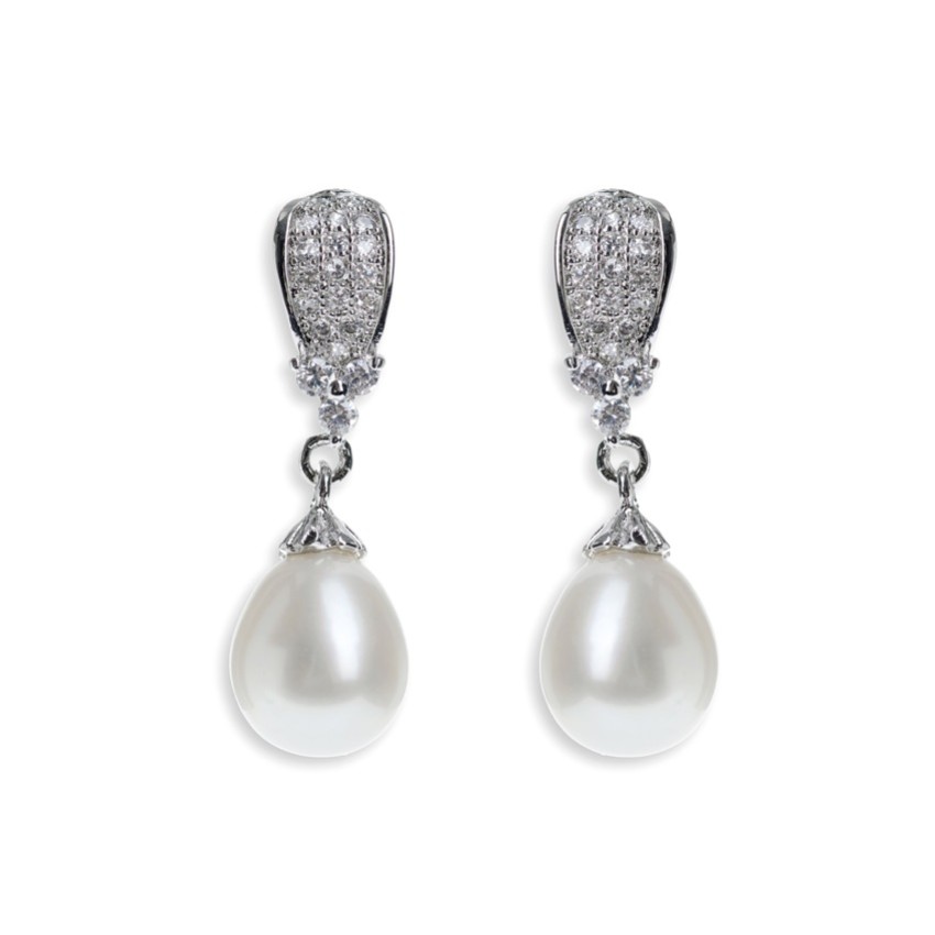 Photograph: Ivory and Co Serrano Pearl Drop Wedding Earrings