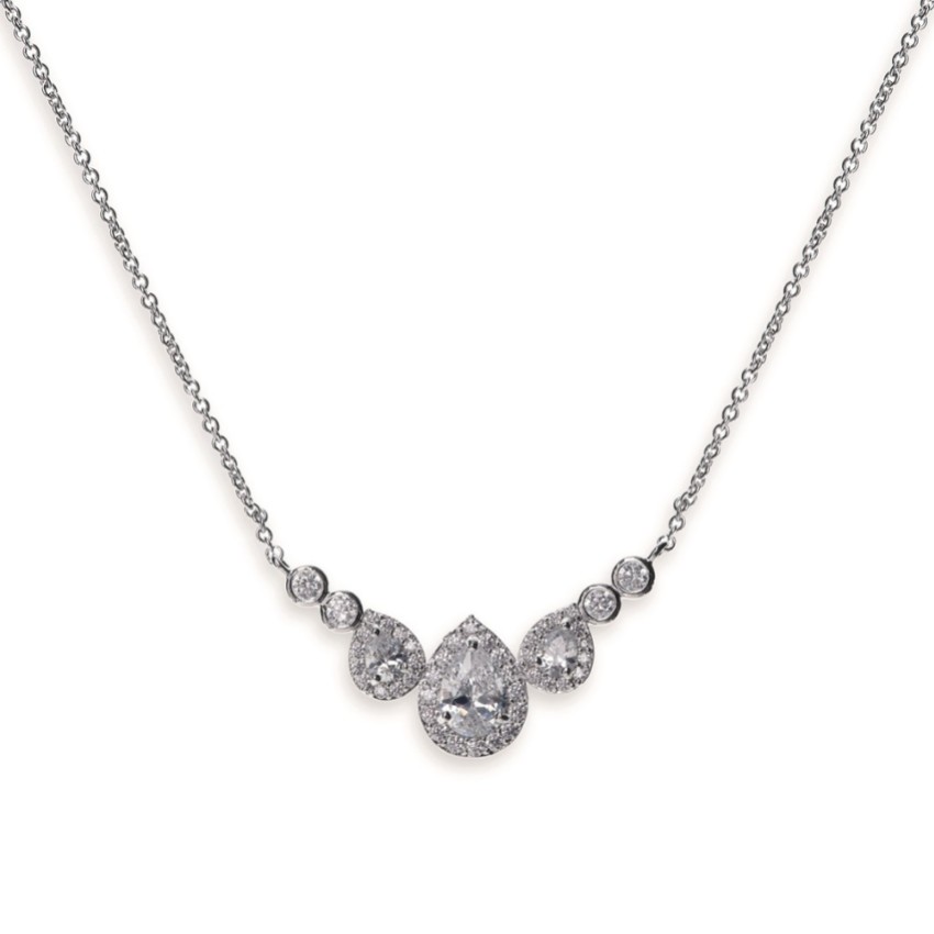 Photograph: Ivory and Co Sorbonne Crystal Wedding Necklace