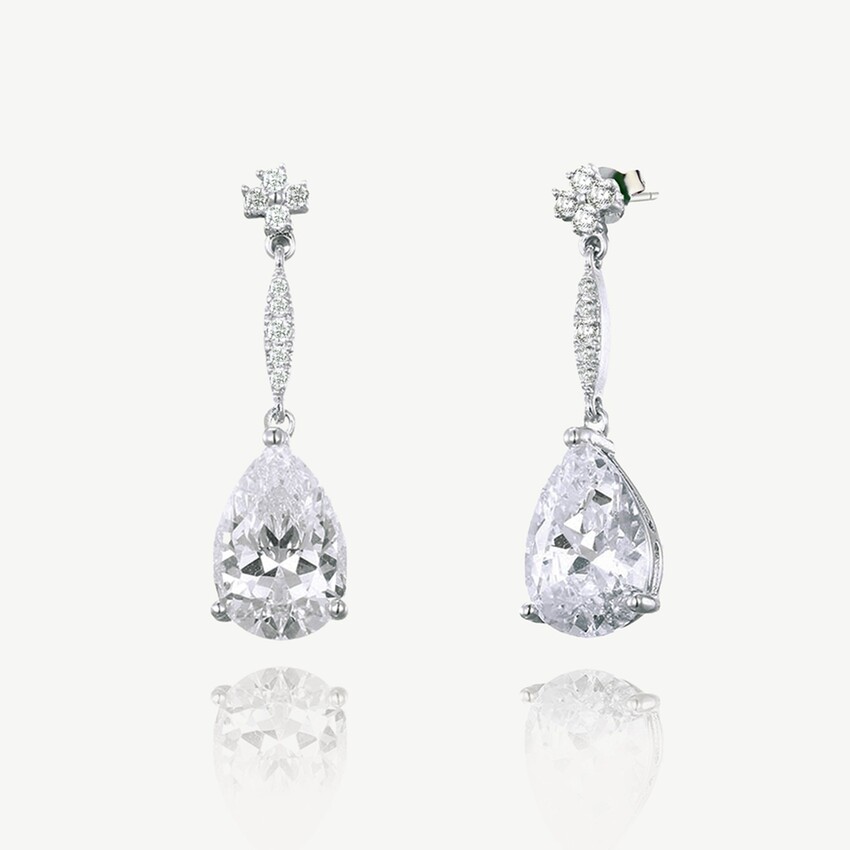 Photograph: Ivory and Co Tetbury Crystal Drop Earrings