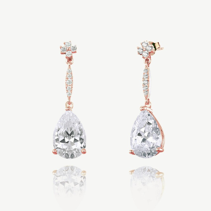 Photograph: Ivory and Co Tetbury Rose Gold Crystal Drop Earrings
