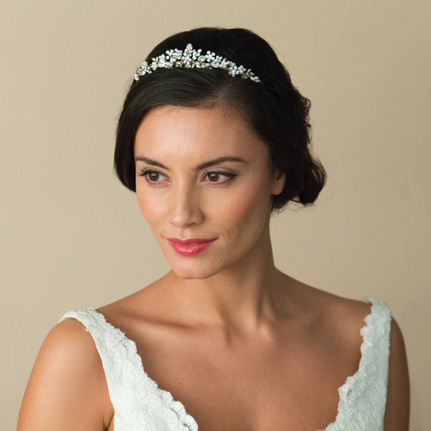 Zdjęcie: Ivory and Co Tiara ślubna Sierra Gold z kwiatami, perłami i kryształkami