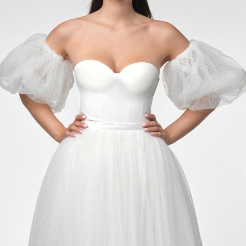 Photograph: Ivory Glitter Tulle Puff Sleeves