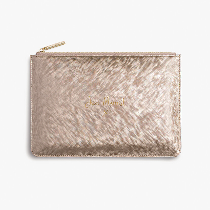Fotografía: Katie Loxton Bolsita perfecta «Just Married» en dorado metalizado