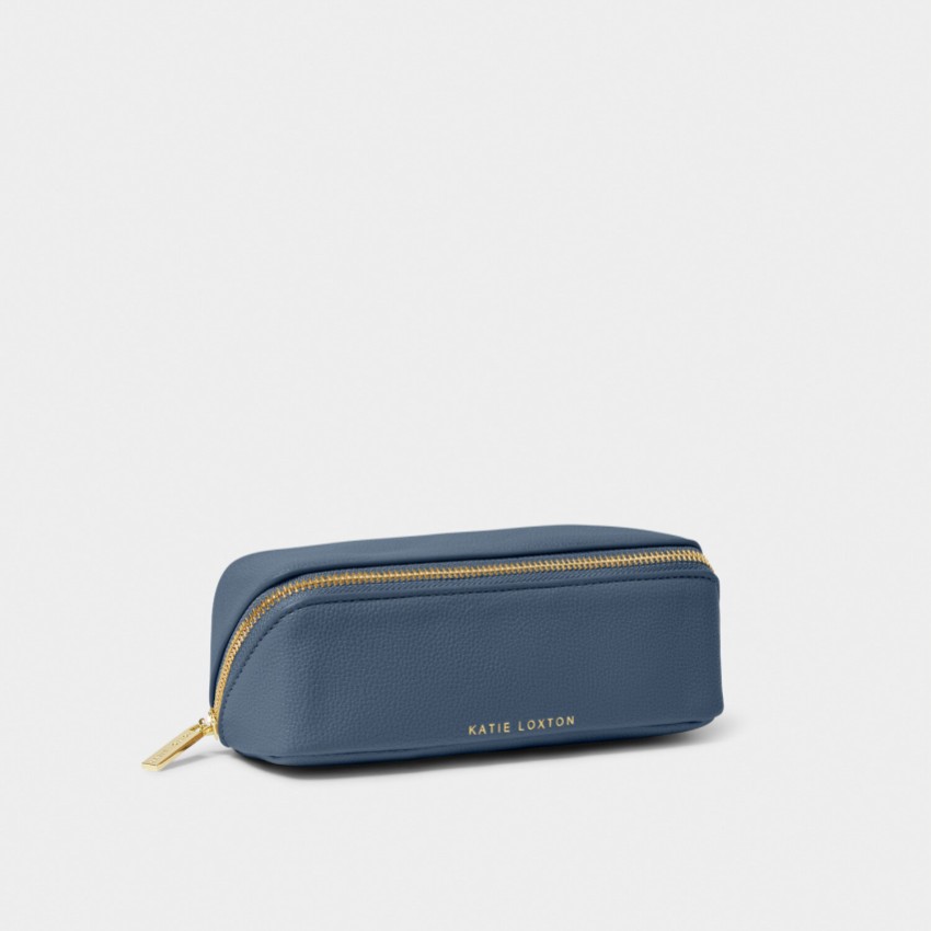 Fotografia: Katie Loxton Pequena bolsa de maquilhagem azul-marinho